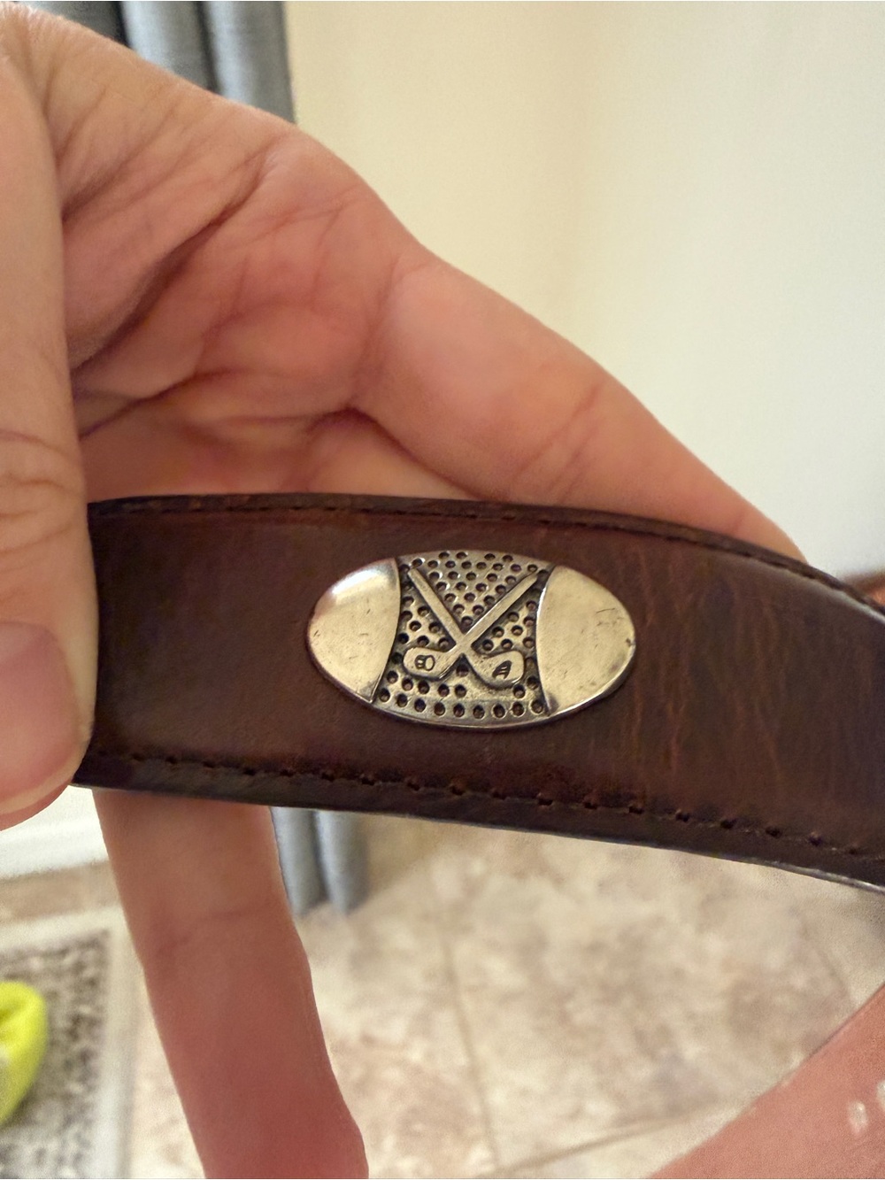 Men’s Brown Top Grain Oil Tan Leather Golf Belt Size 42 Golf Club Concho Accents - Picture 2 of 5
